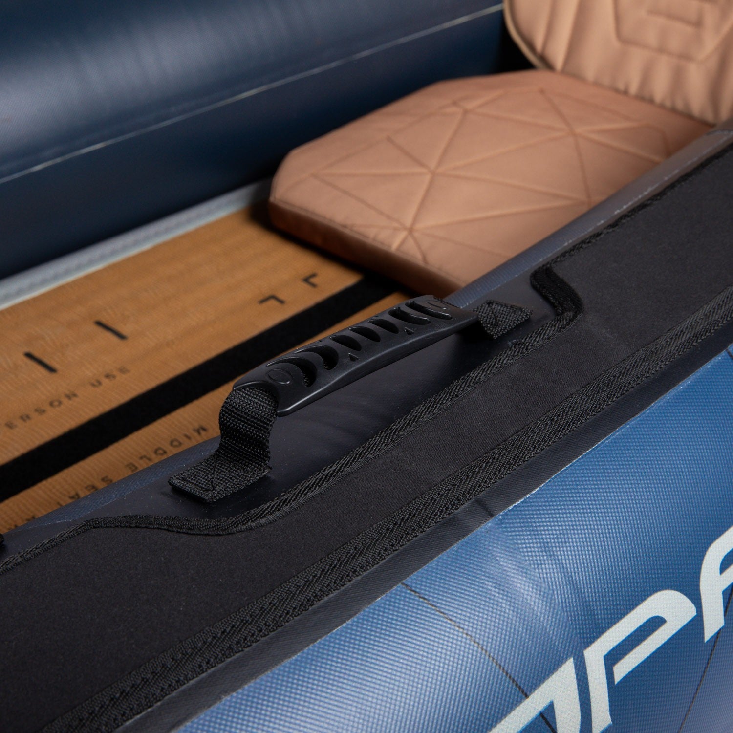 Jobe Axopar Adventure